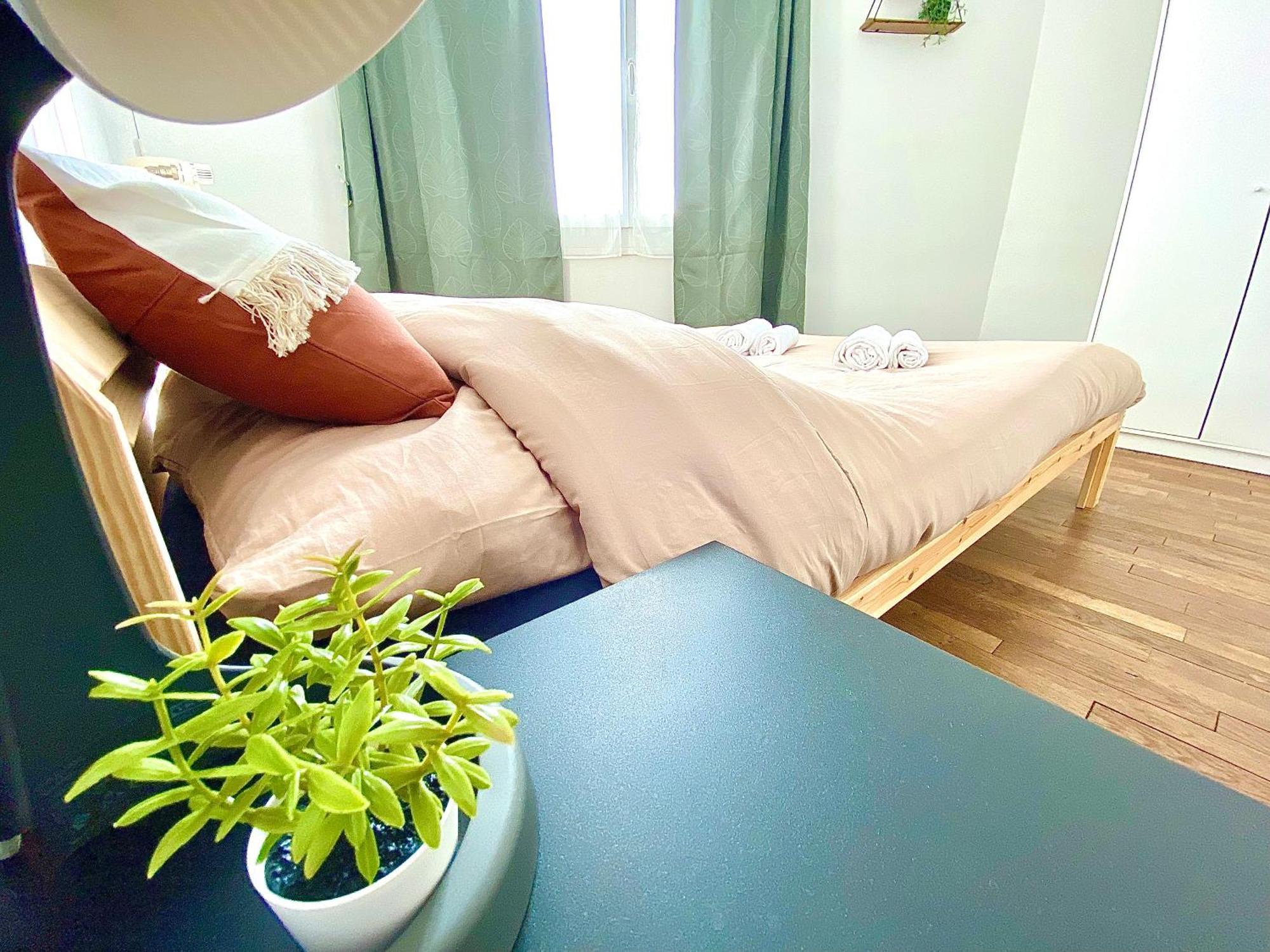 Appartement Le Chinchauvaud, Spacieux Avec Balcon Limoges