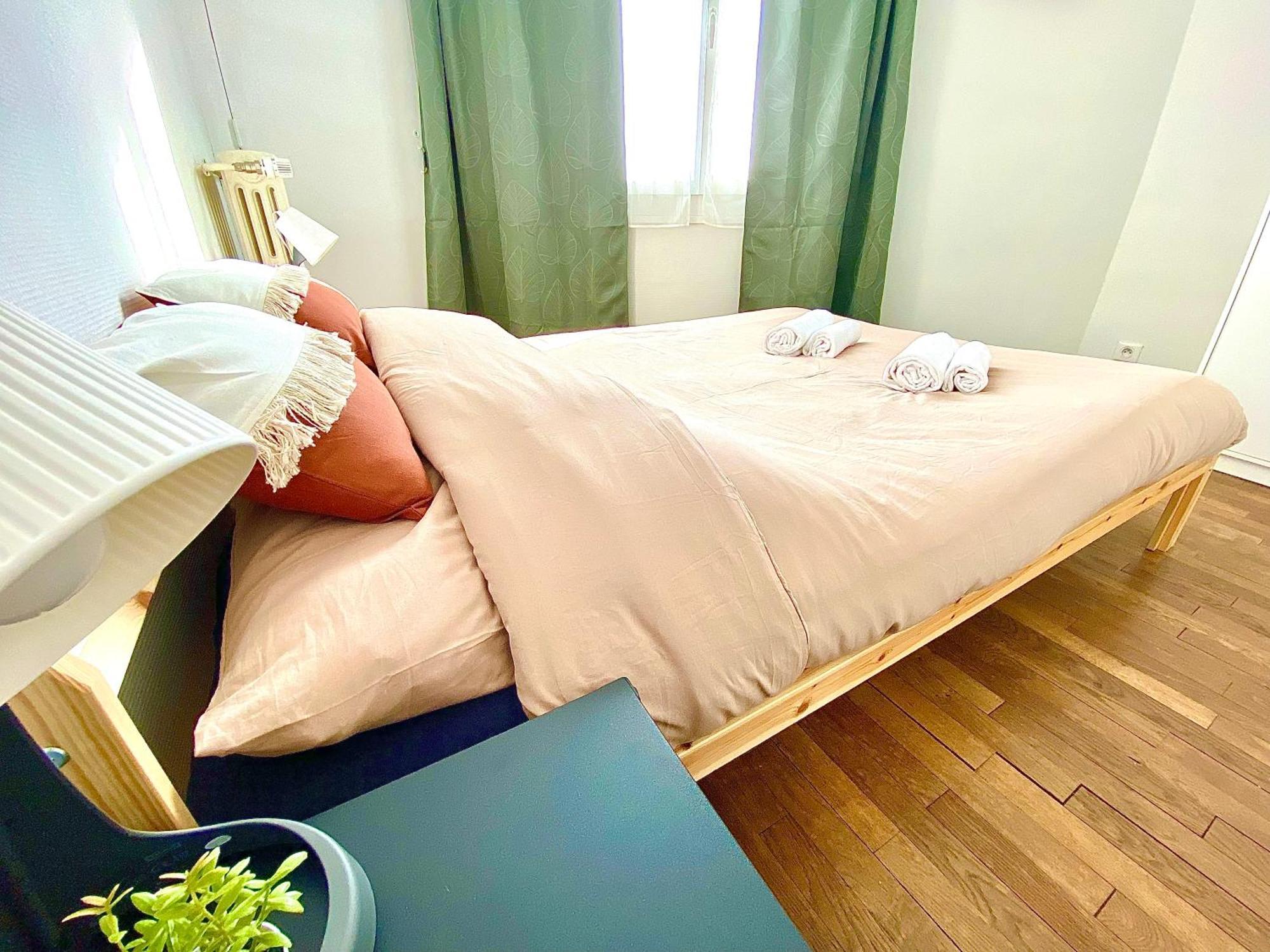 Appartement Le Chinchauvaud, Spacieux Avec Balcon