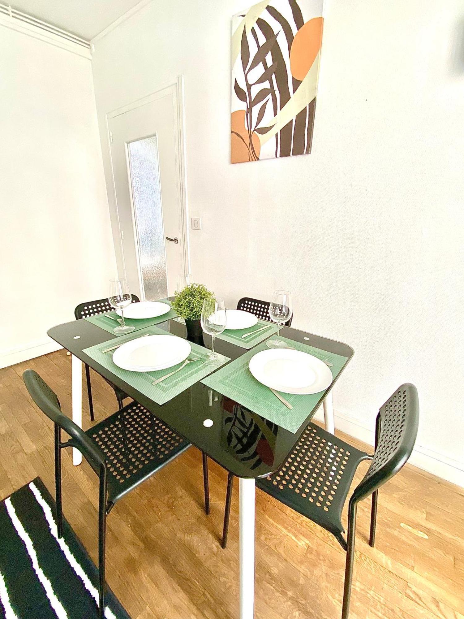 Le Chinchauvaud, Spacieux Avec Balcon Appartement Limoges